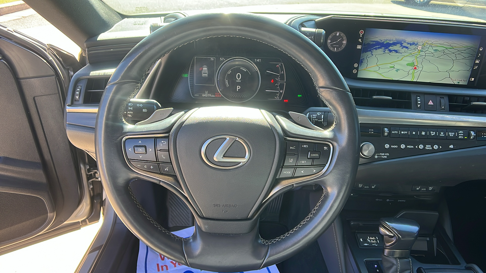 2021 Lexus ES ES 300h 21