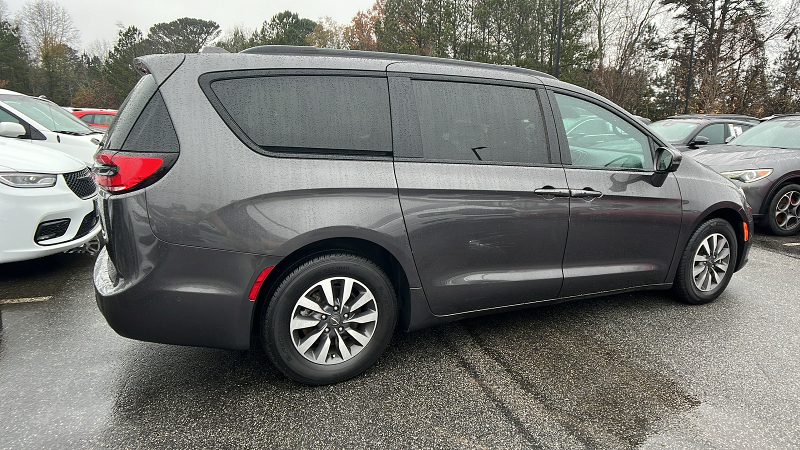 2021 Chrysler Pacifica Touring L 5