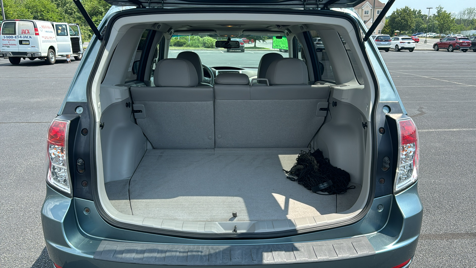 2009 Subaru Forester 2.5 X L.L. Bean 10