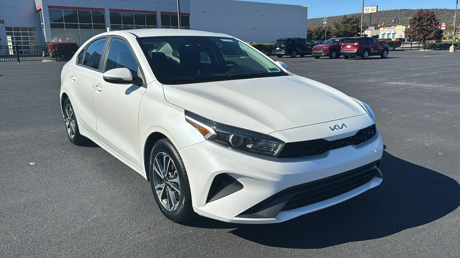 2022 Kia Forte LXS 3