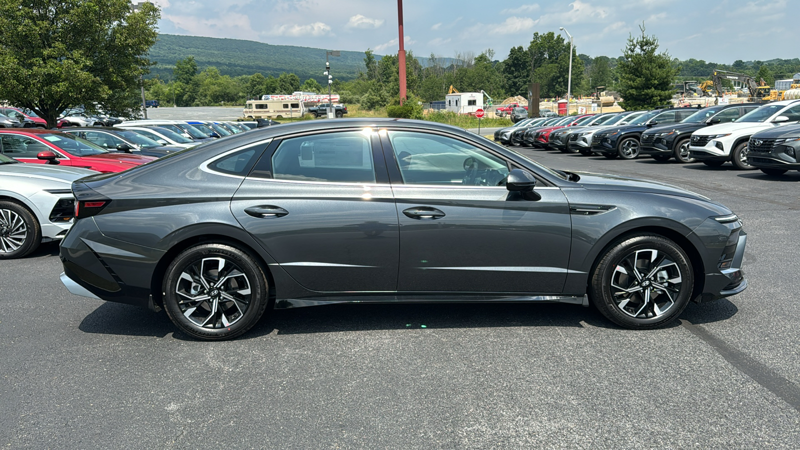 2024 Hyundai Sonata SEL 3