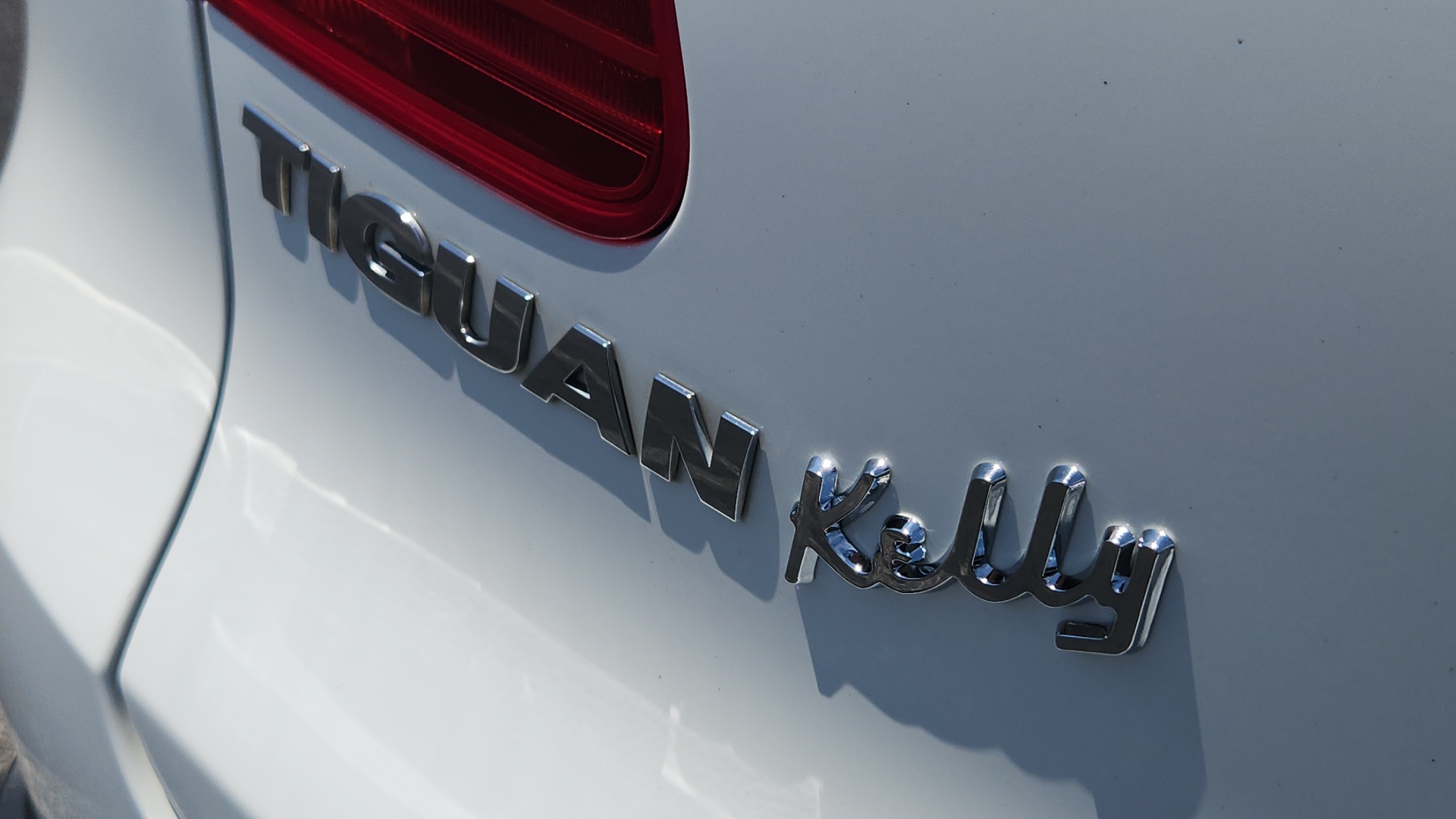 2015 Volkswagen Tiguan SE 11