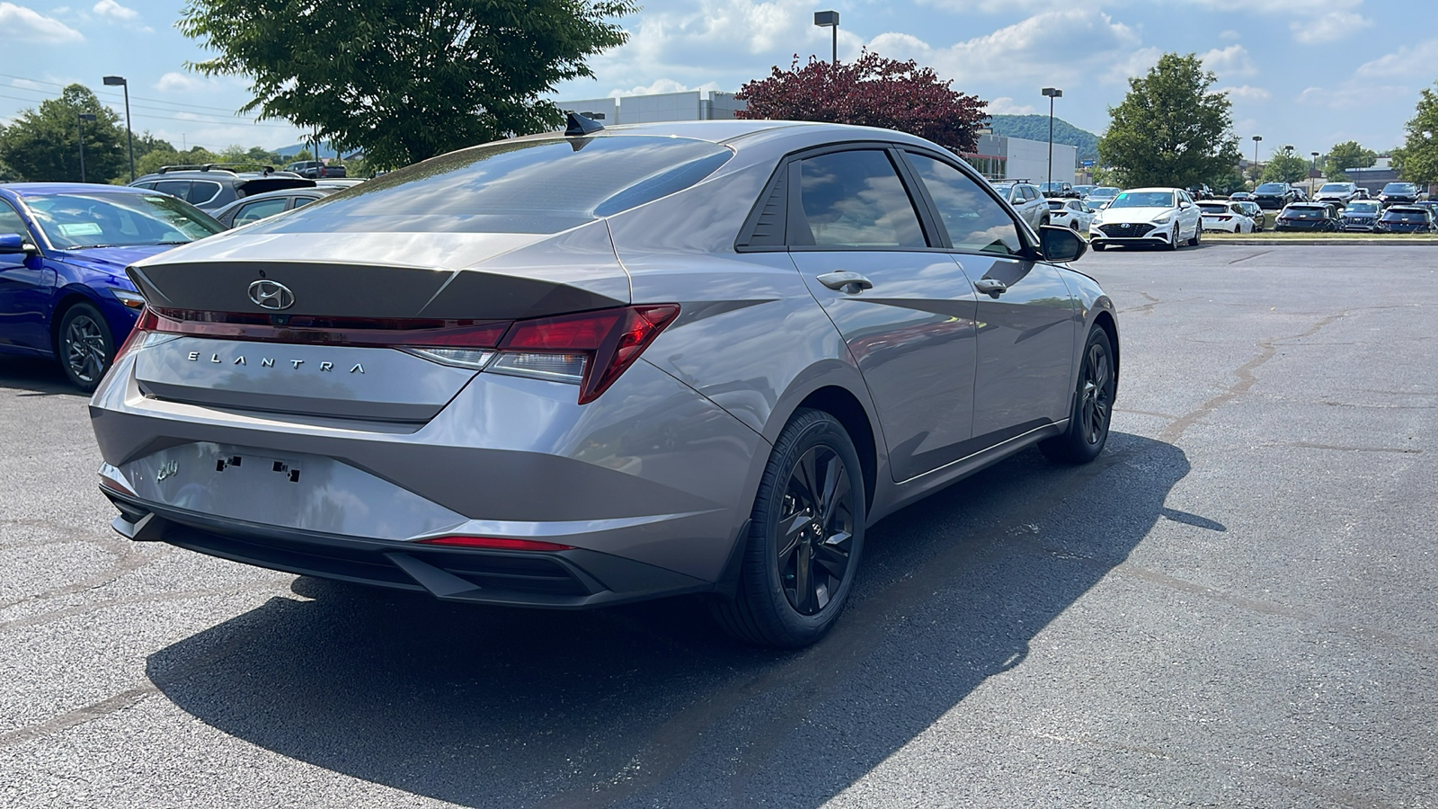 2021 Hyundai Elantra SEL 4