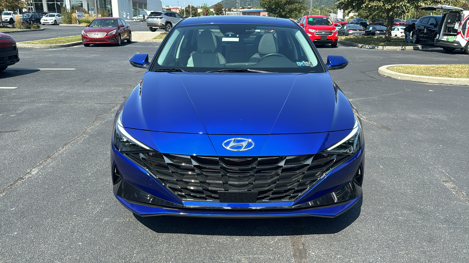 2023 Hyundai Elantra Hybrid Limited 2