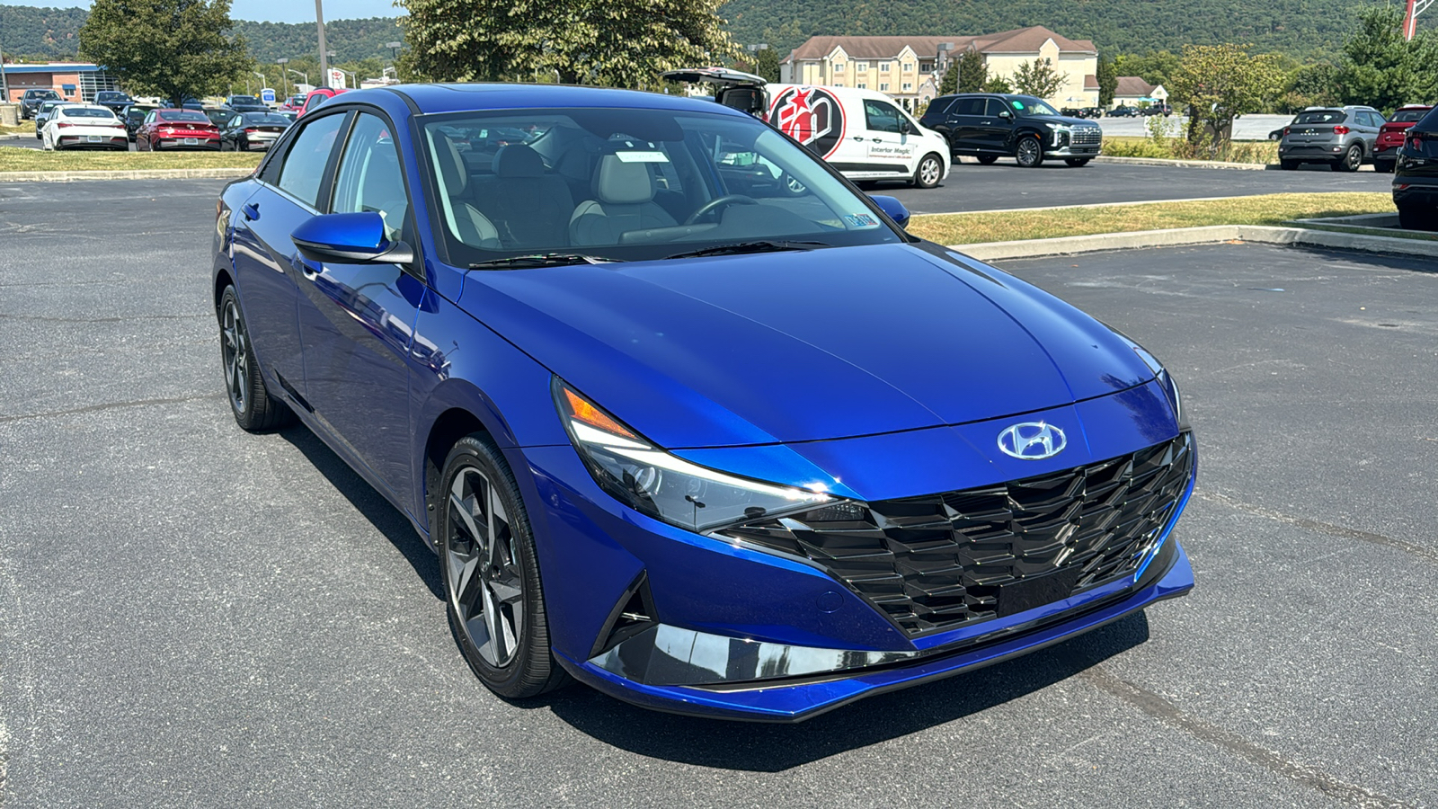 2023 Hyundai Elantra Hybrid Limited 3