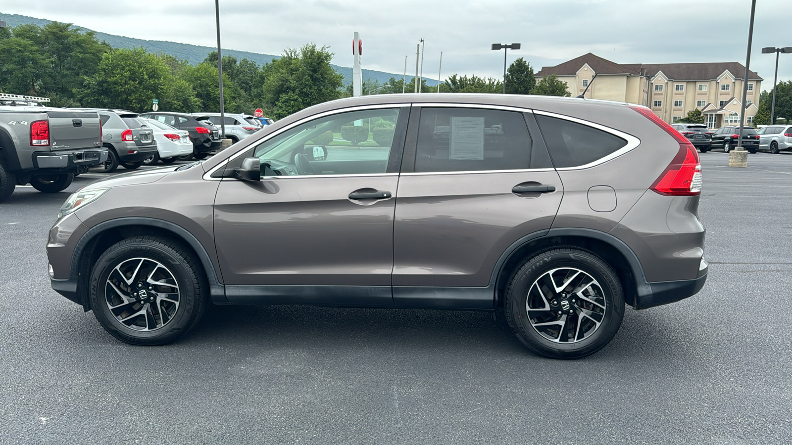 2016 Honda CR-V SE 12