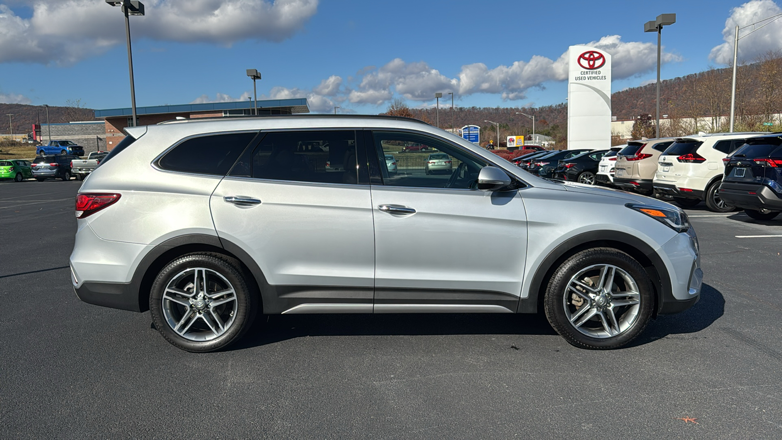 2019 Hyundai Santa Fe XL Limited 4