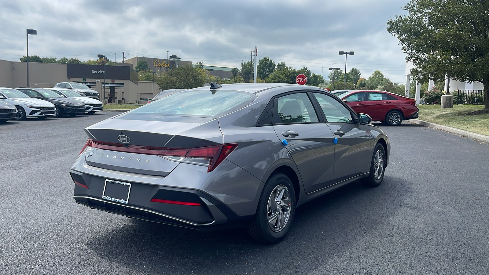 2025 Hyundai Elantra SE 4