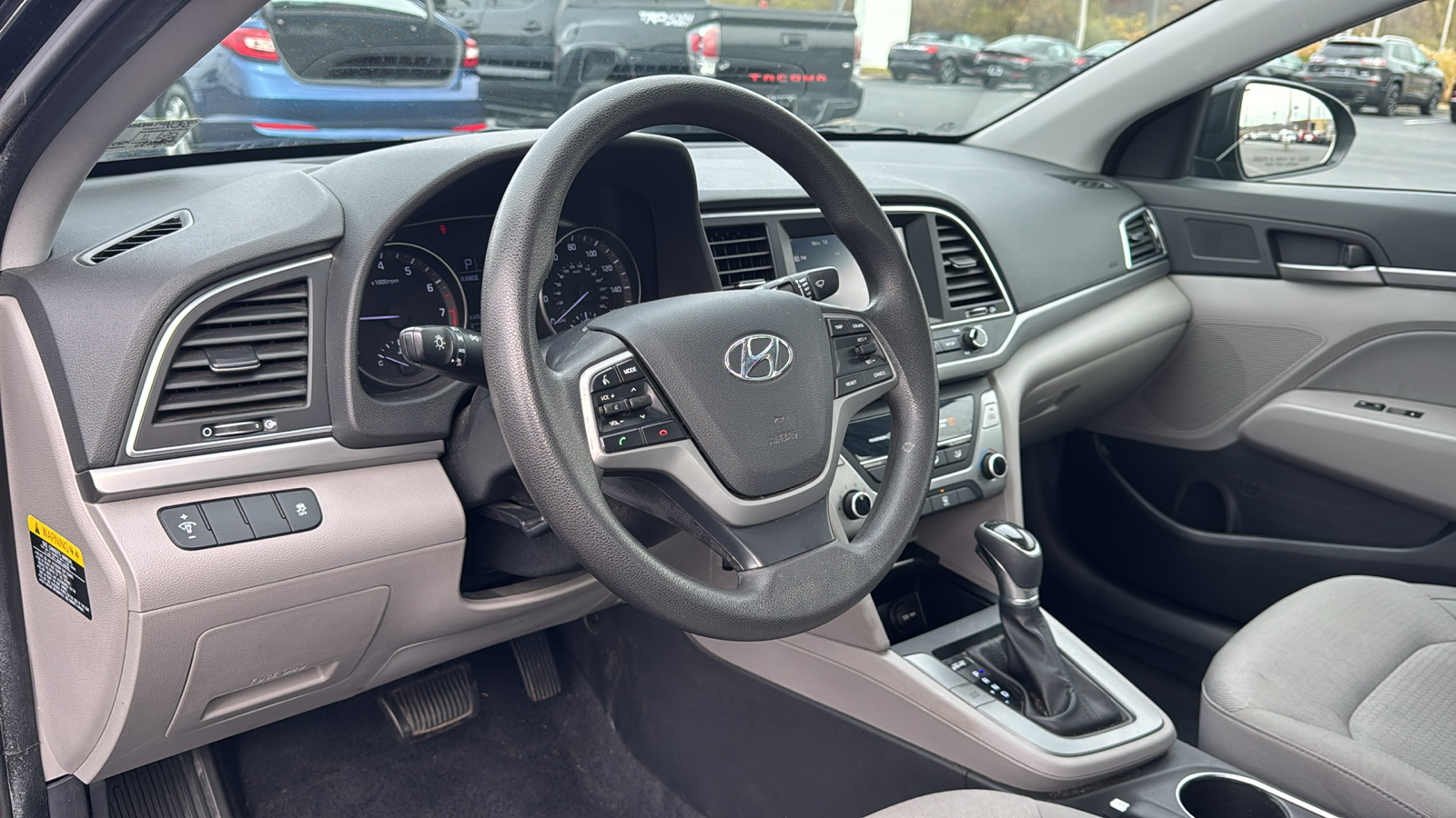 2017 Hyundai Elantra SE 21