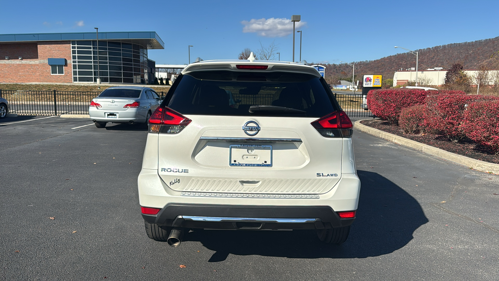 2017 Nissan Rogue SL 7