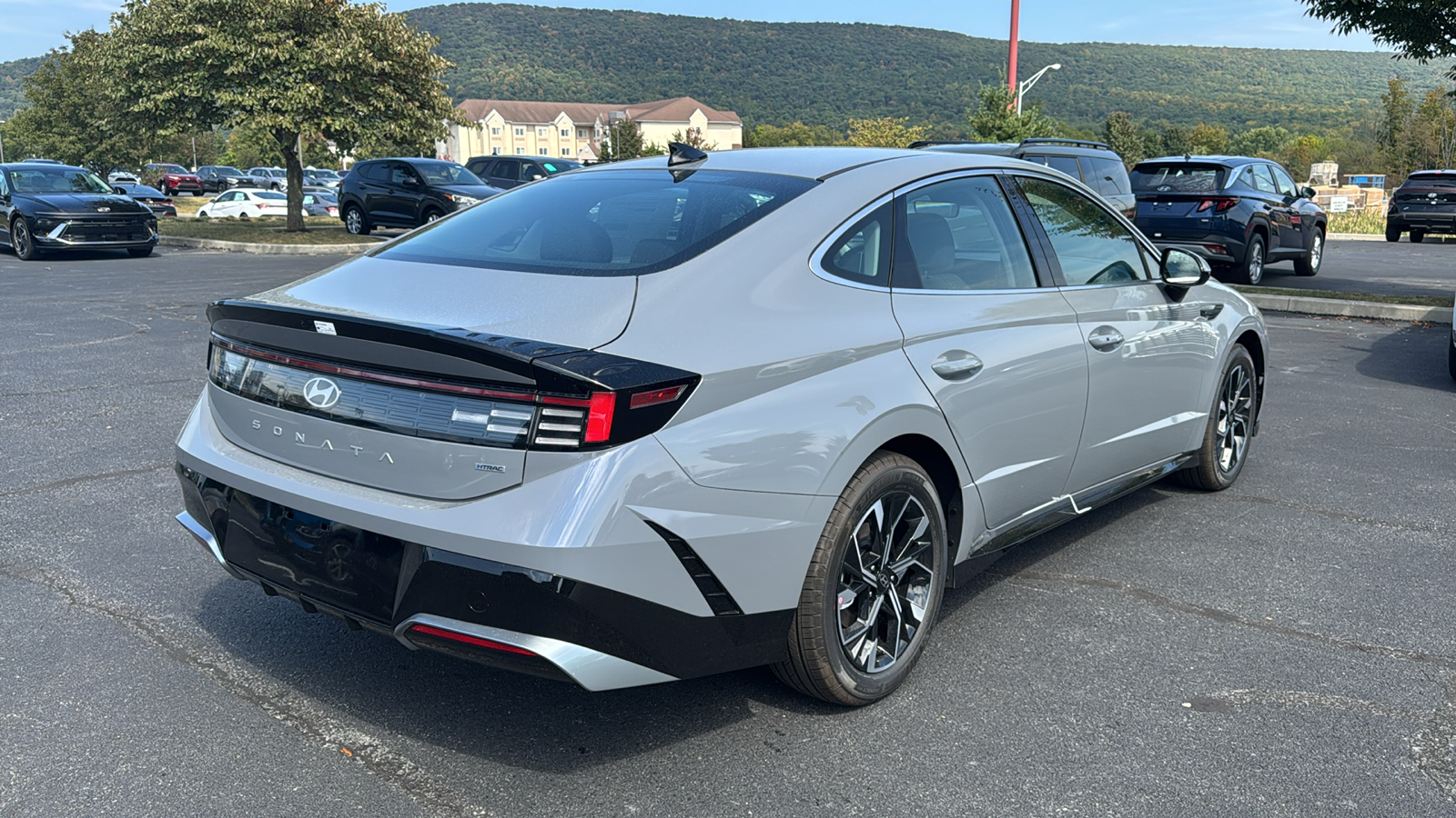 2025 Hyundai Sonata SEL 5