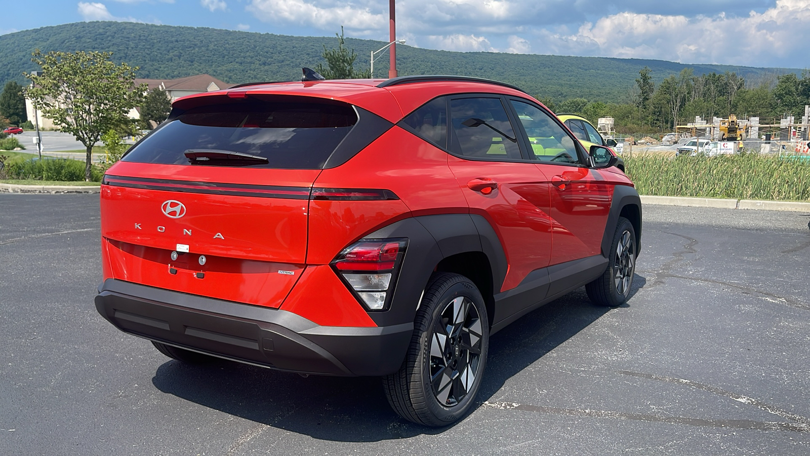 2025 Hyundai Kona SEL 4