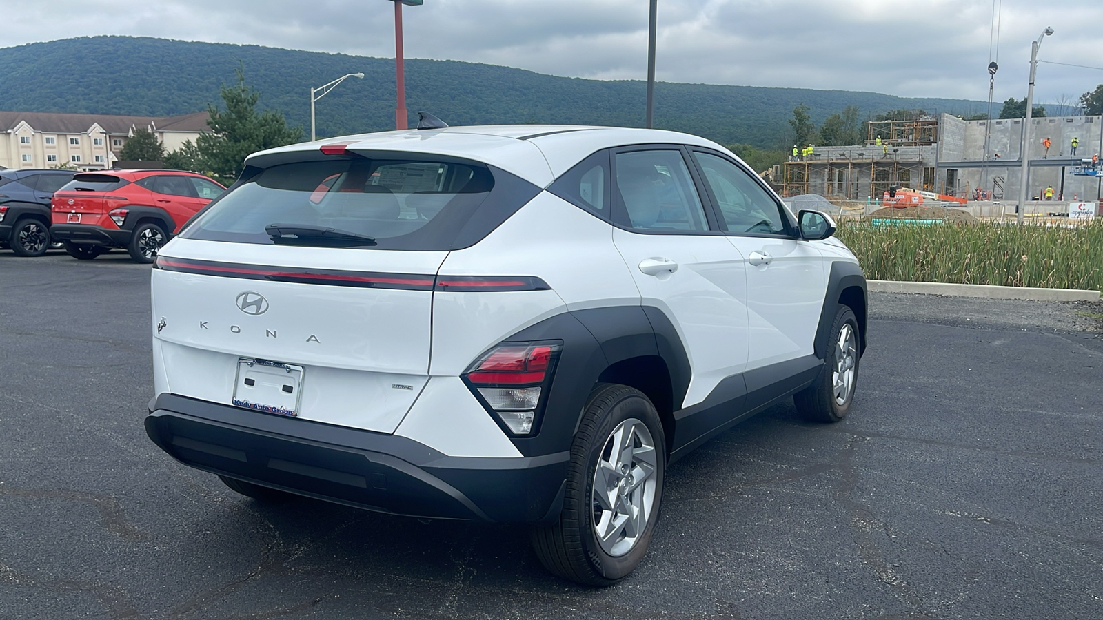 2025 Hyundai Kona SE 4