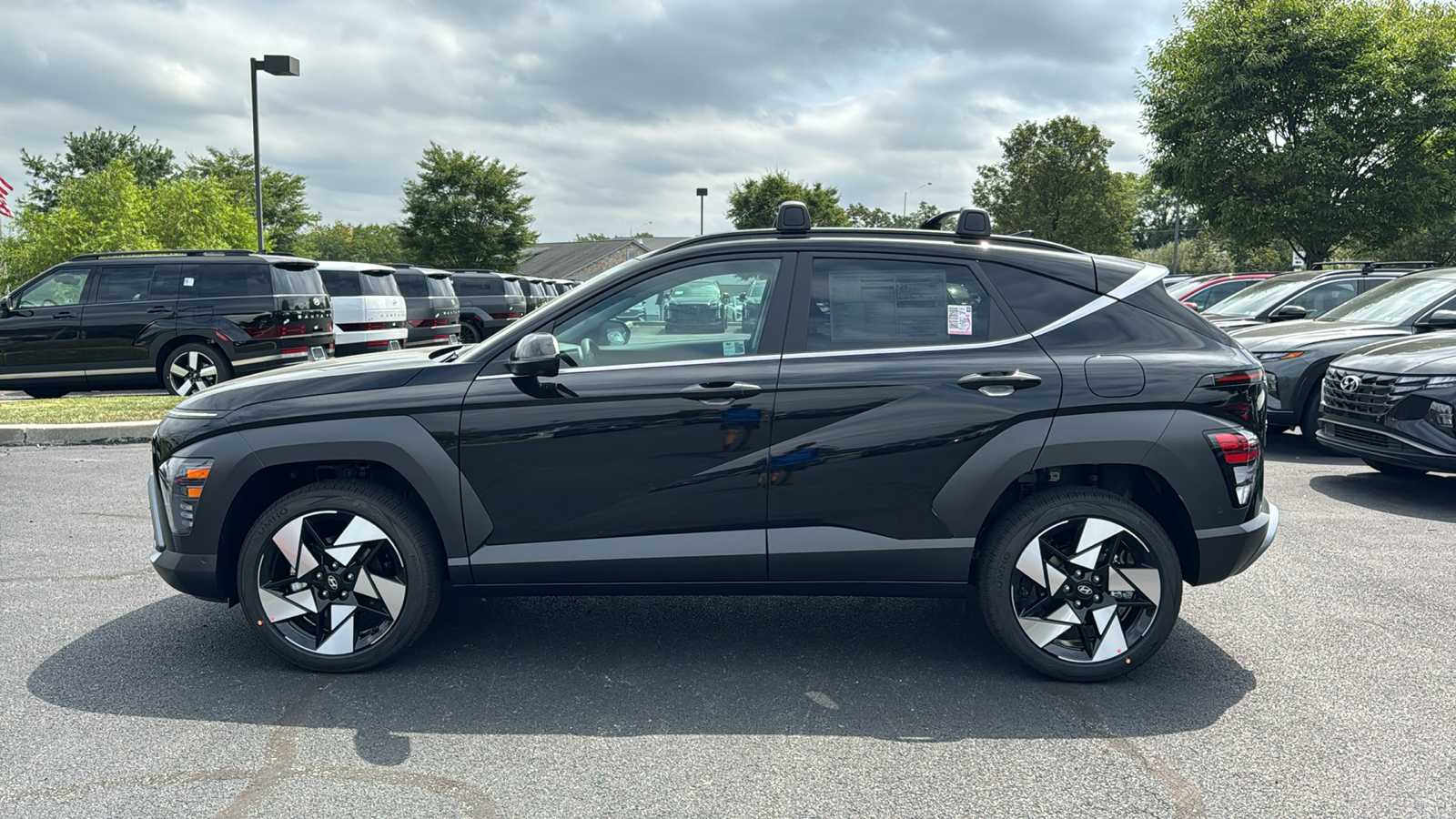 2025 Hyundai Kona Limited 8