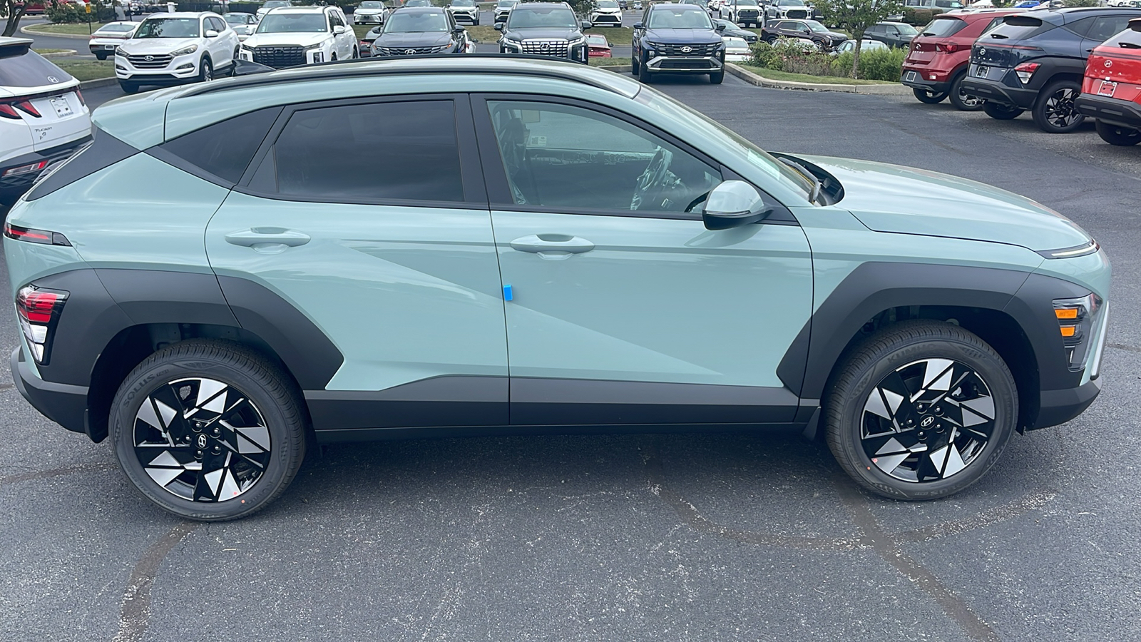 2025 Hyundai Kona SEL 3