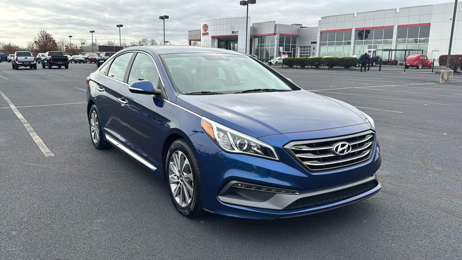 2016 Hyundai Sonata Base 3