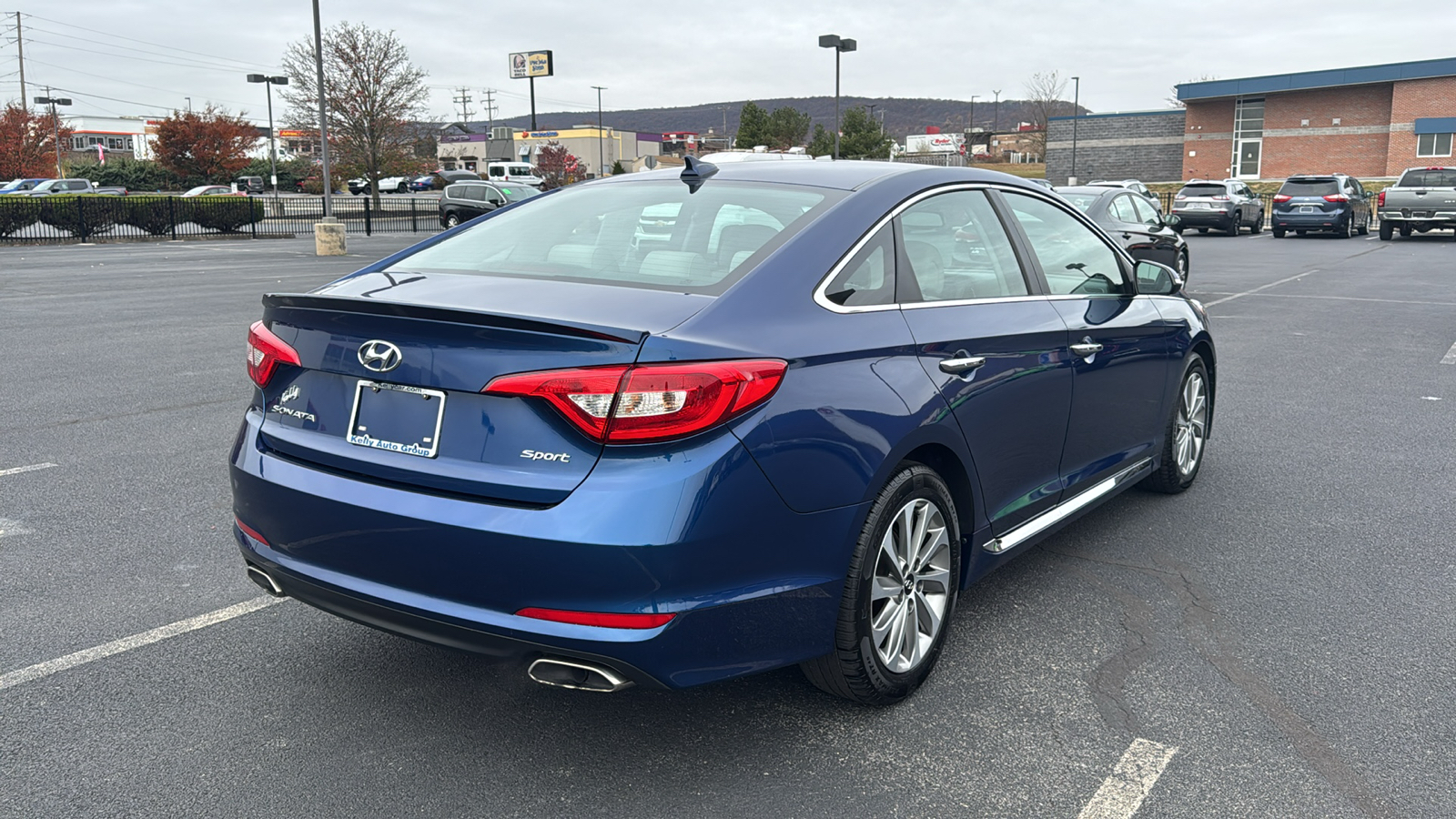 2016 Hyundai Sonata Base 6