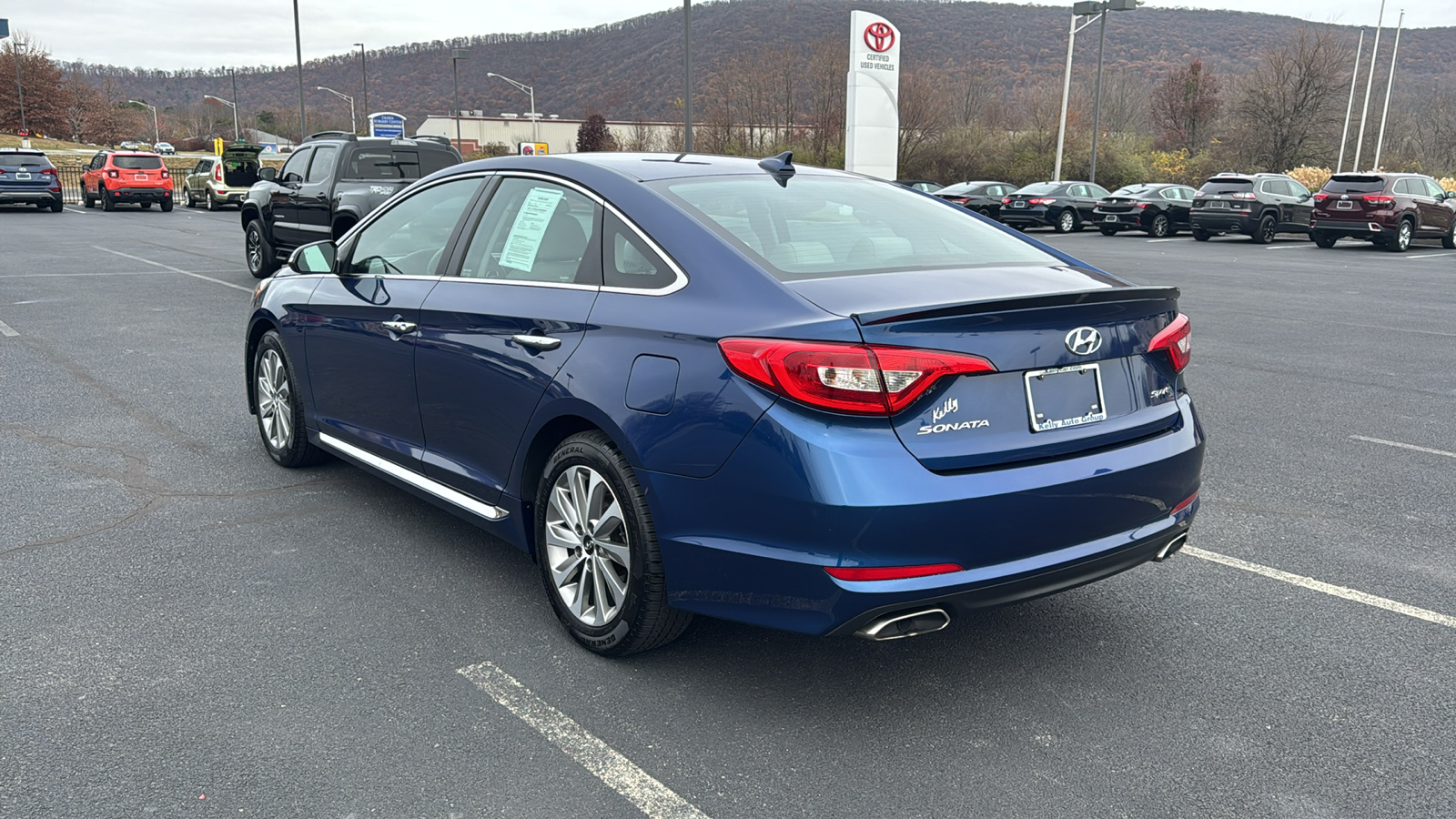 2016 Hyundai Sonata Base 11