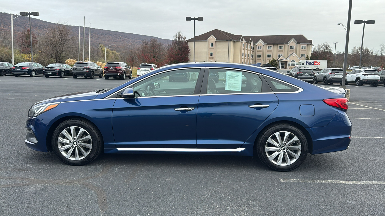 2016 Hyundai Sonata Base 12