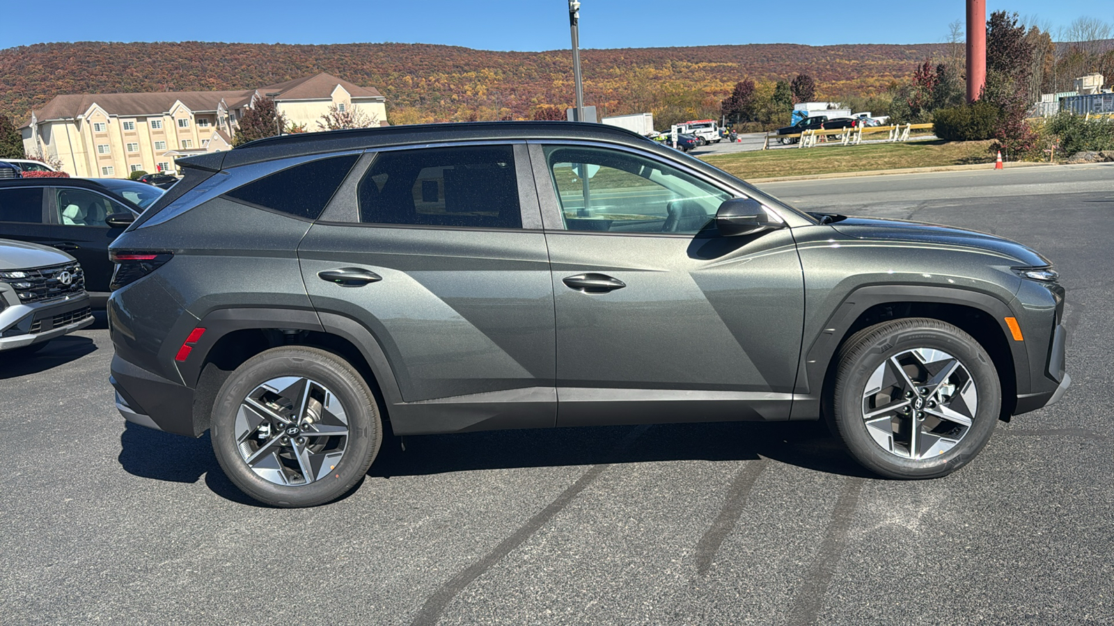 2025 Hyundai Tucson Hybrid SEL Convenience 3