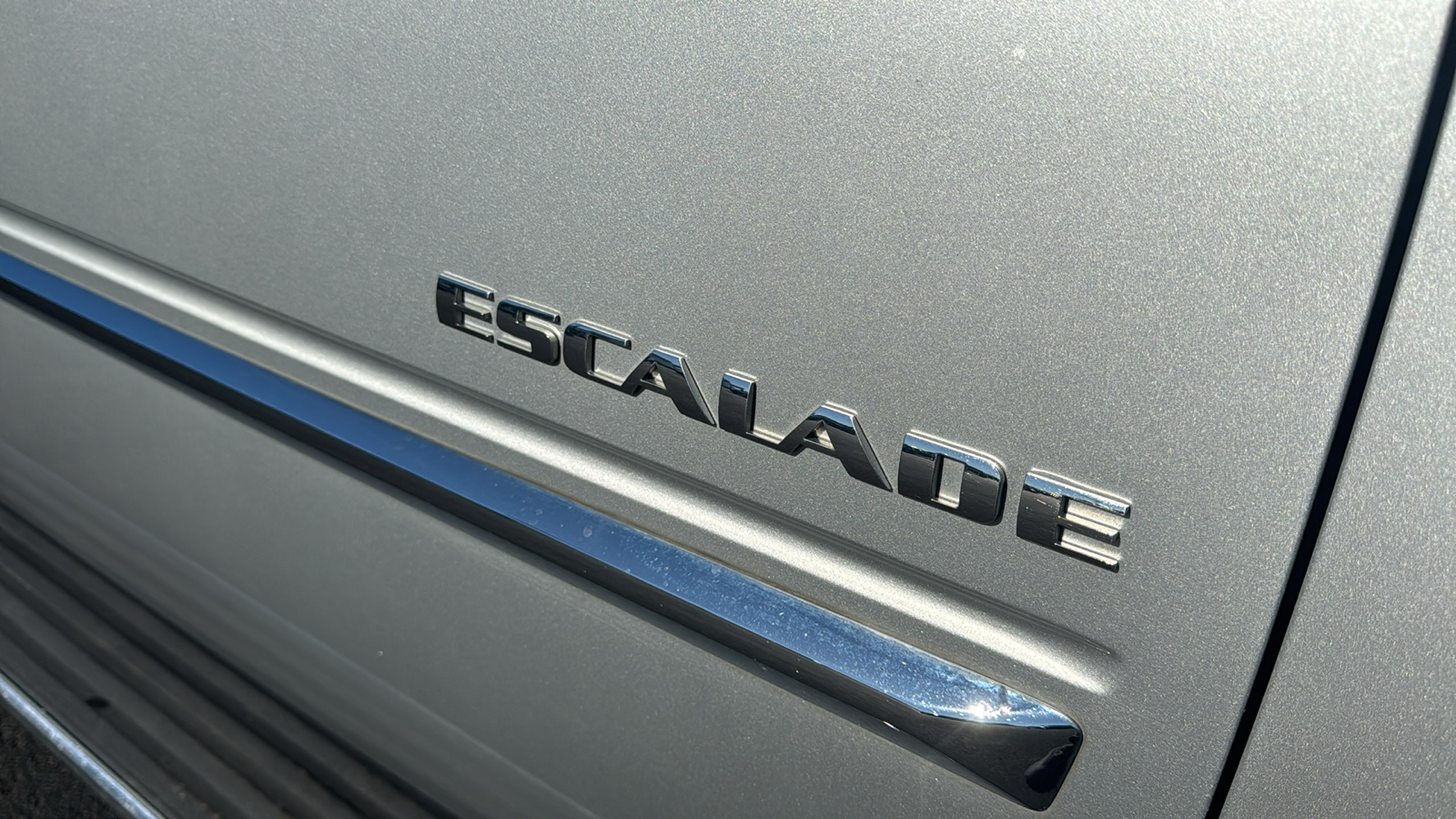 2011 Cadillac Escalade Luxury 5