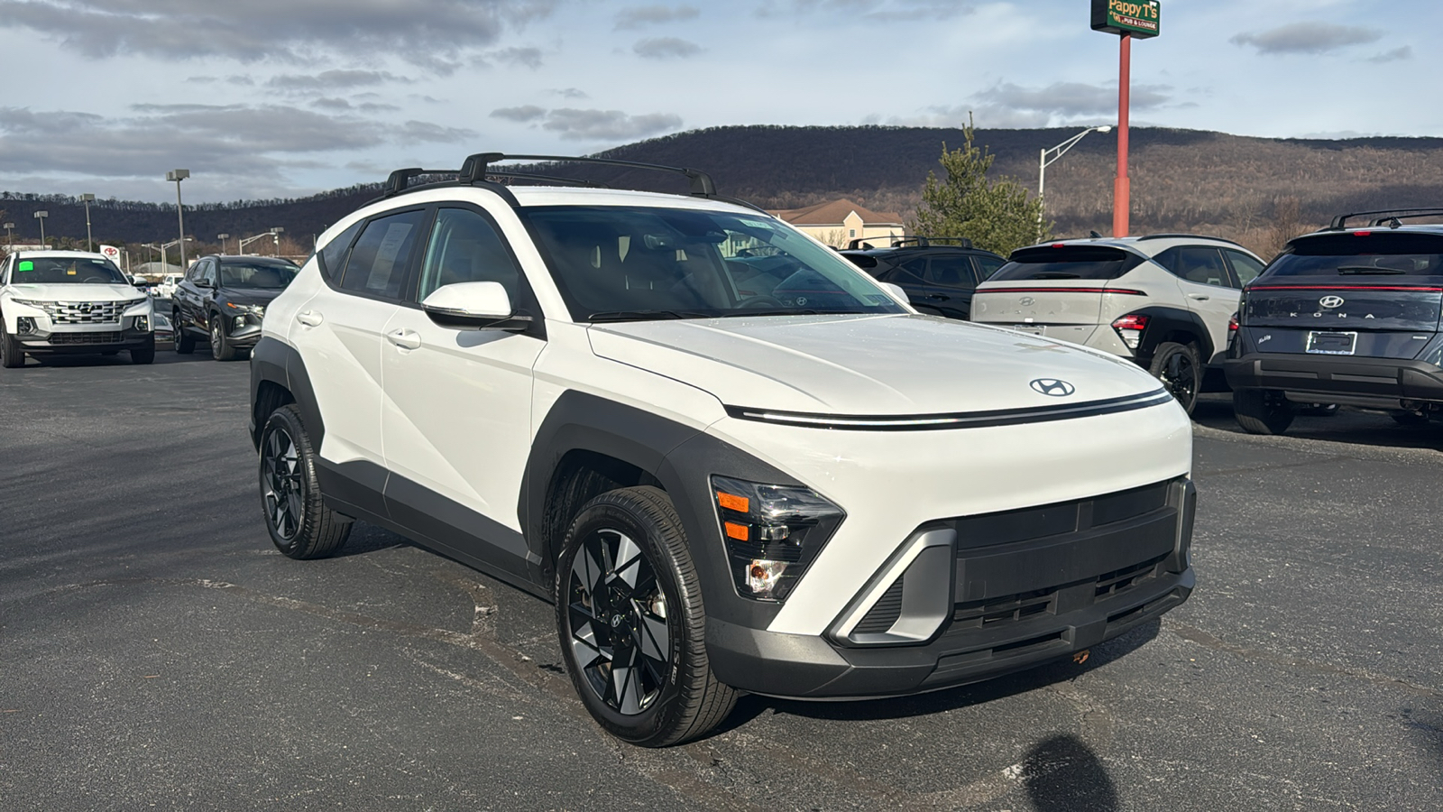 2024 Hyundai Kona SEL 3