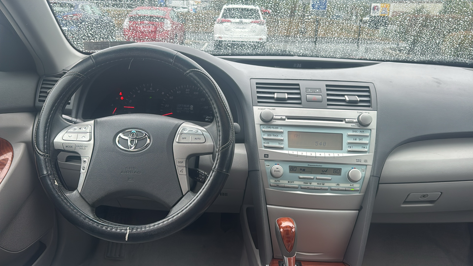 2009 Toyota Camry XLE 16