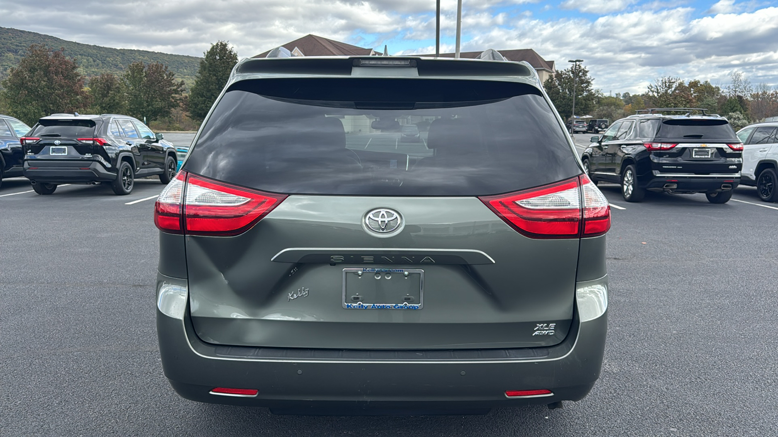 2018 Toyota Sienna XLE 7