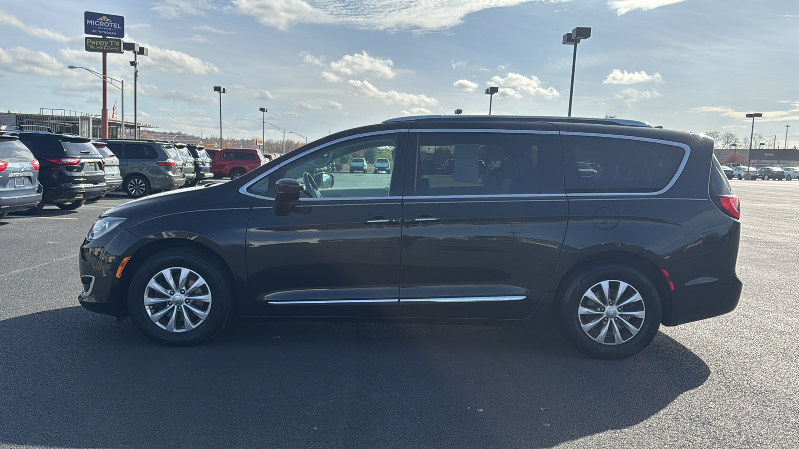 2018 Chrysler Pacifica Touring L 12