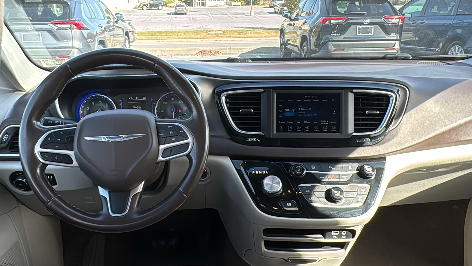 2018 Chrysler Pacifica Touring L 17