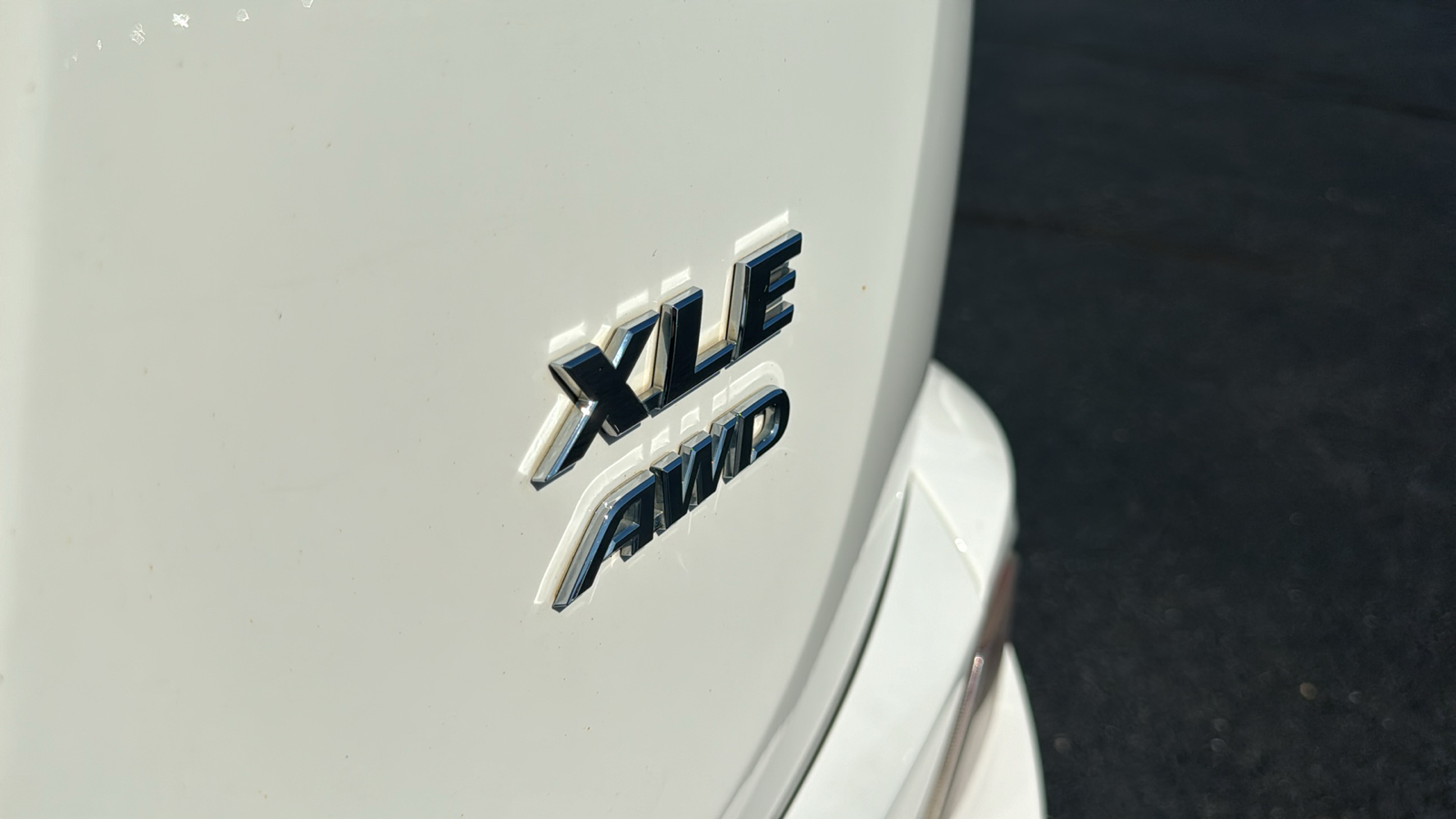 2018 Toyota RAV4 XLE 9