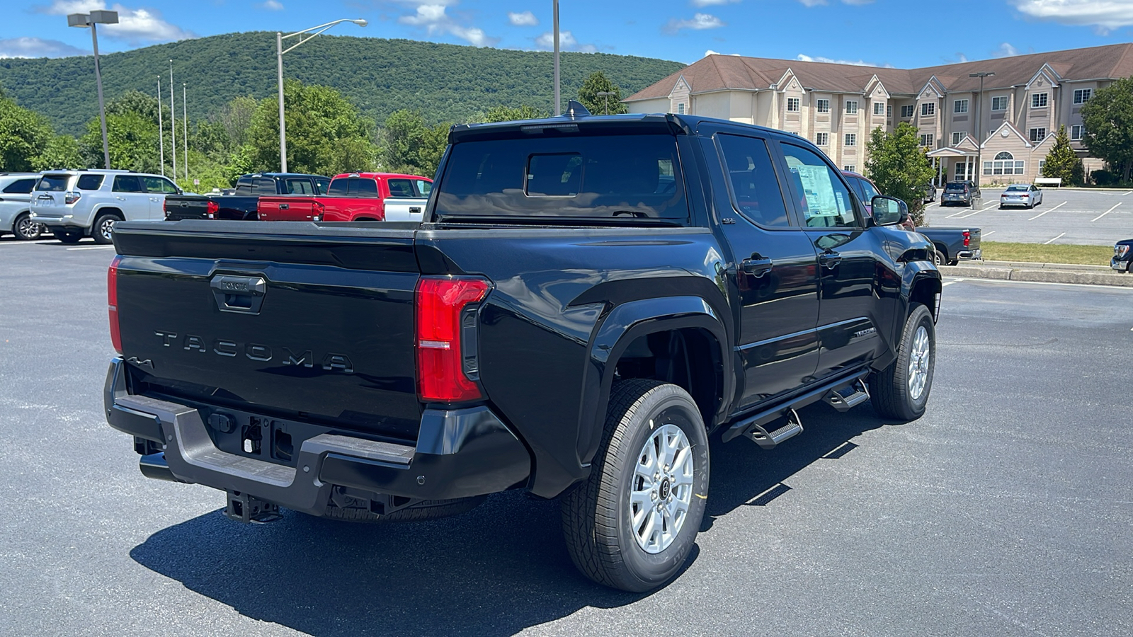 2024 Toyota Tacoma SR5 4