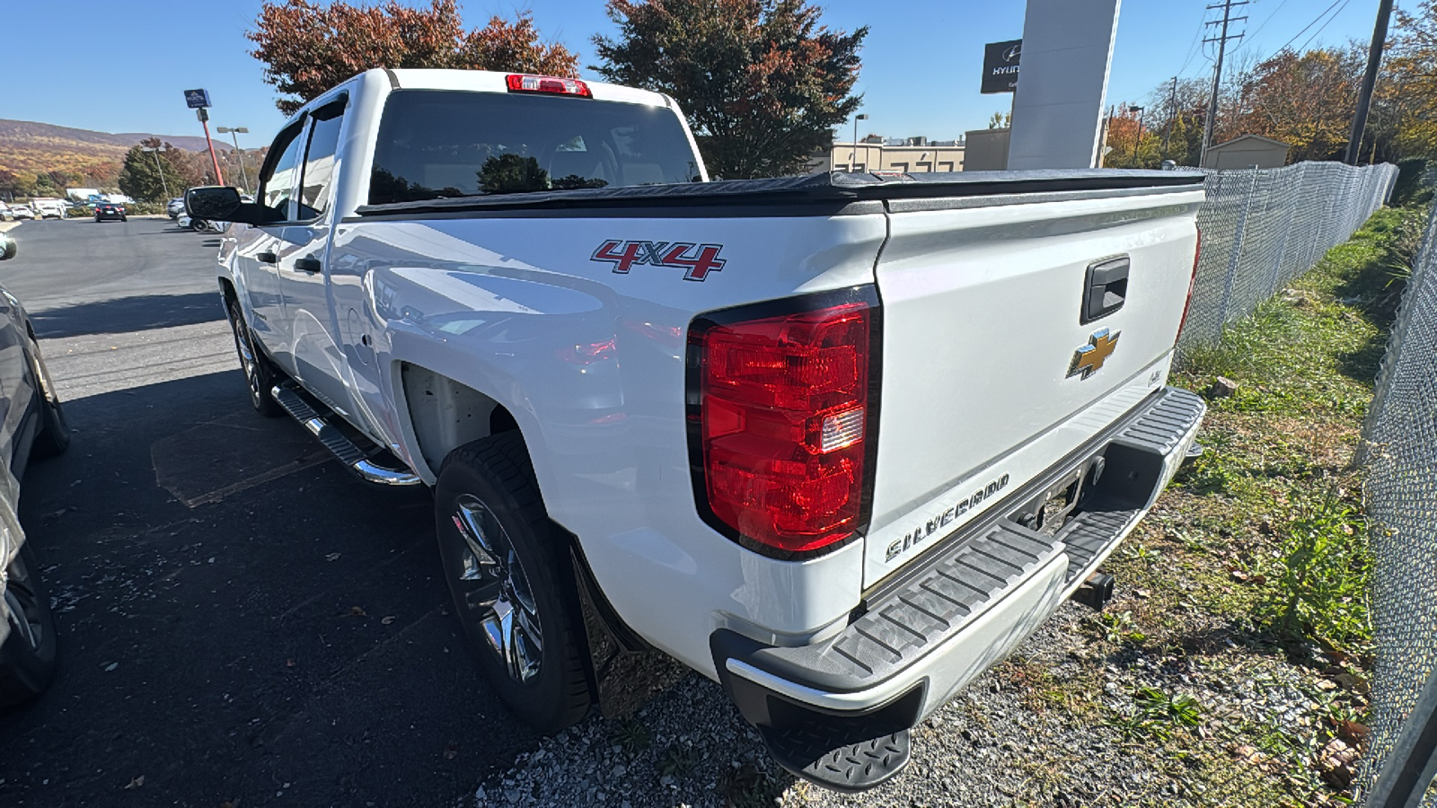 2017 Chevrolet Silverado 1500 Custom 9