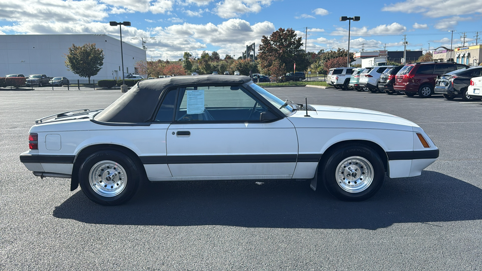 1986 Ford Mustang LX 29