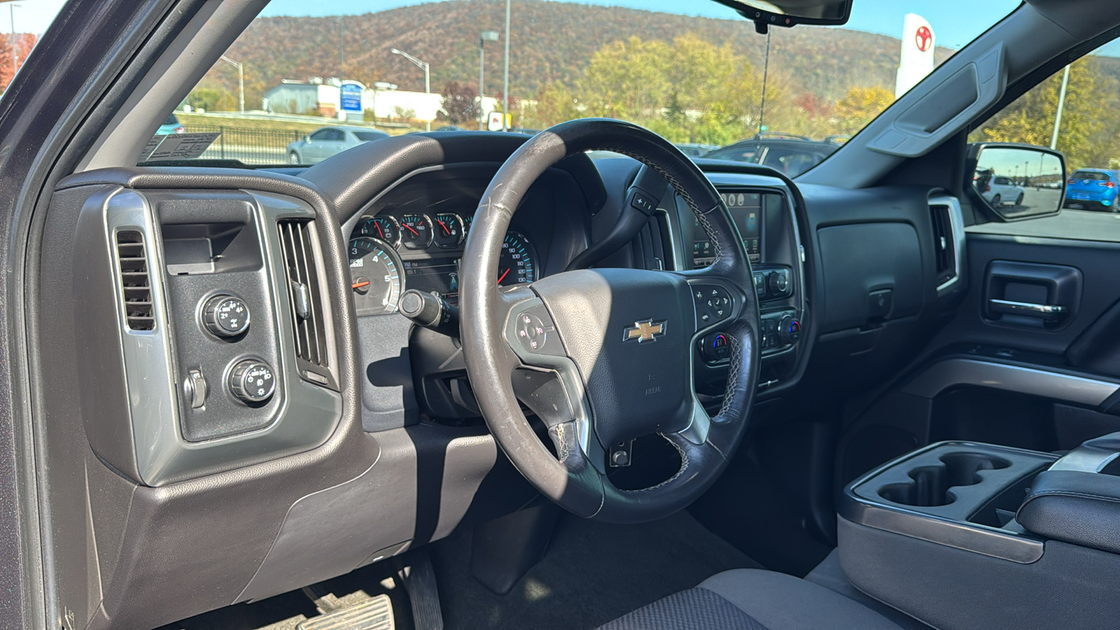 2016 Chevrolet Silverado 1500 LT 26