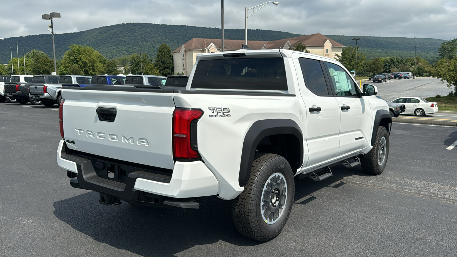 2024 Toyota Tacoma TRD Off-Road 5