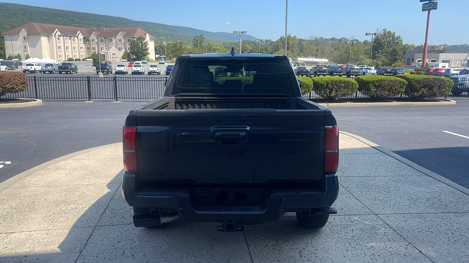 2024 Toyota Tacoma TRD Off-Road 5