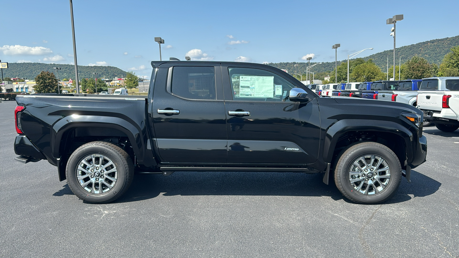 2024 Toyota Tacoma Limited 3