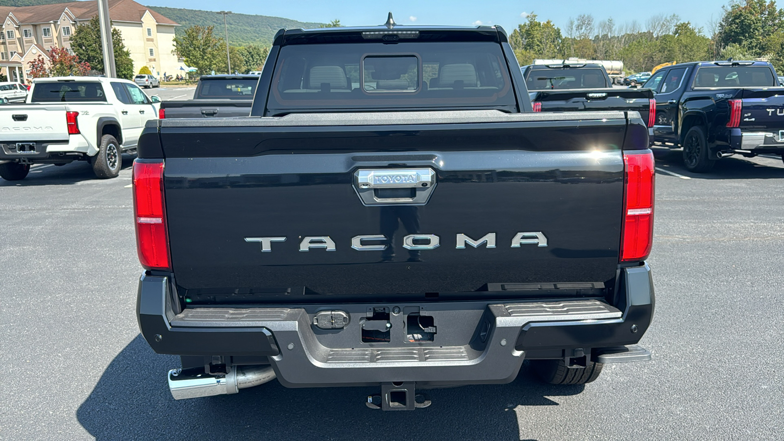 2024 Toyota Tacoma Limited 6