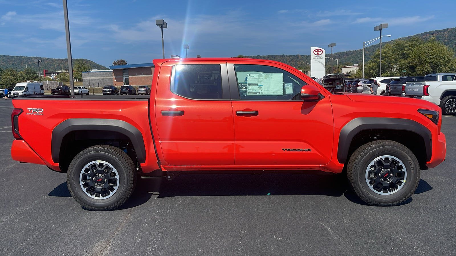 2024 Toyota Tacoma TRD Off-Road 3