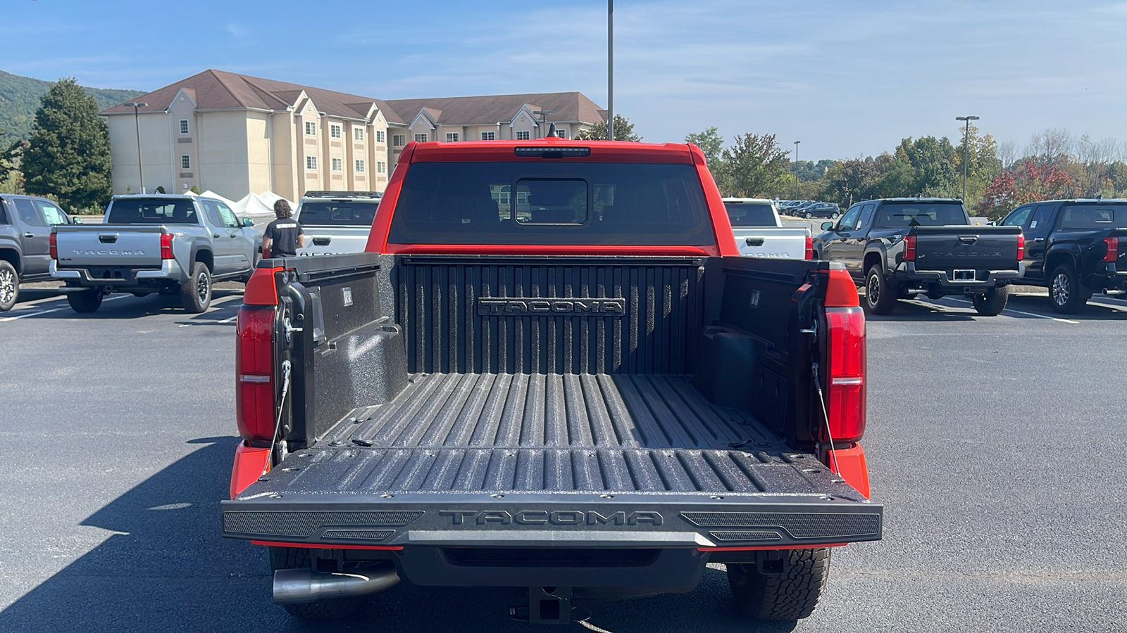 2024 Toyota Tacoma TRD Off-Road 9