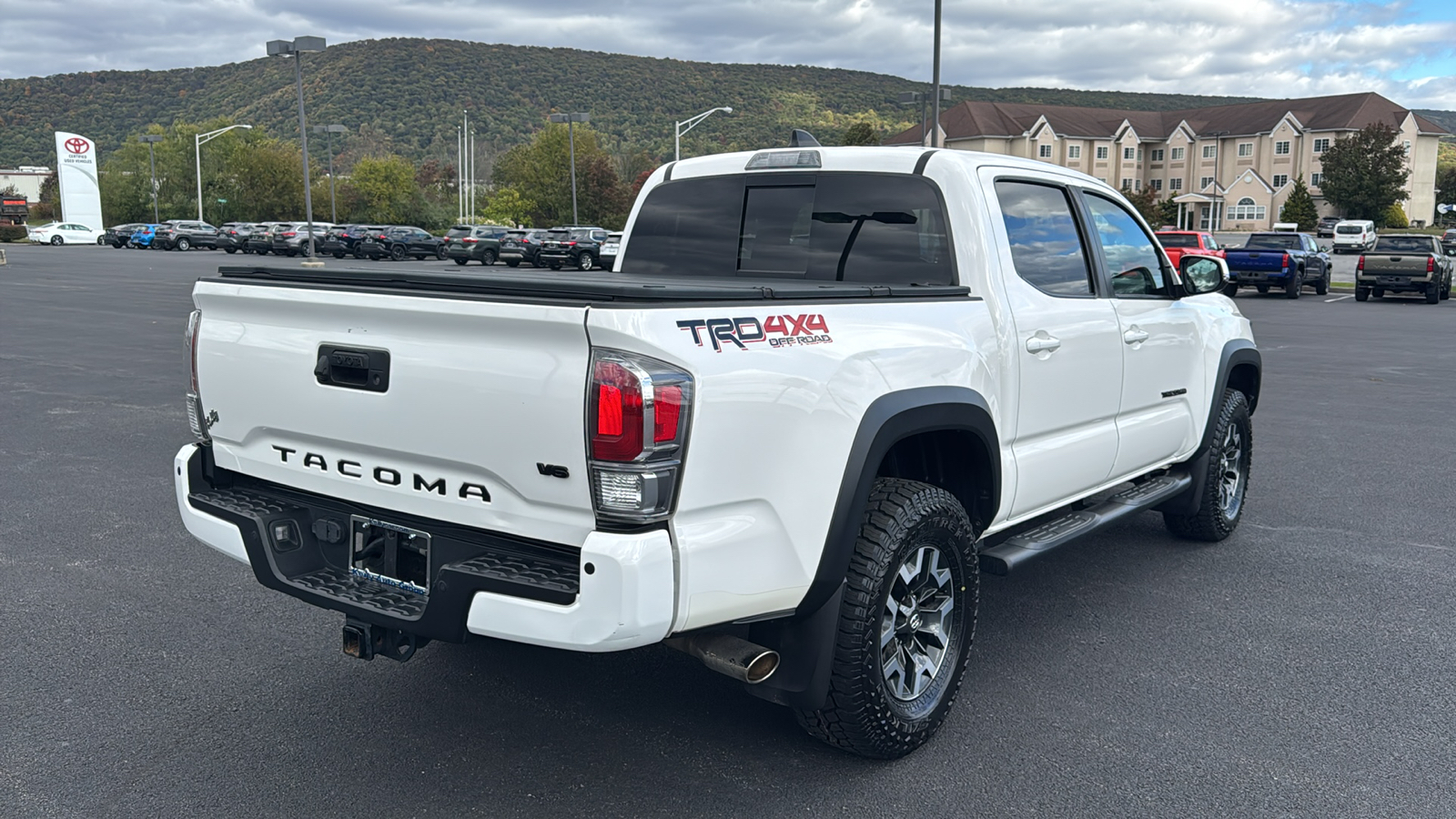 2021 Toyota Tacoma TRD Off-Road 8