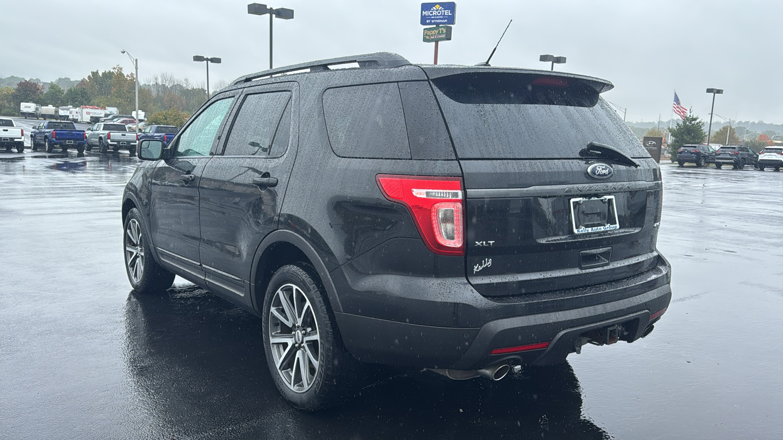 2015 Ford Explorer XLT 12