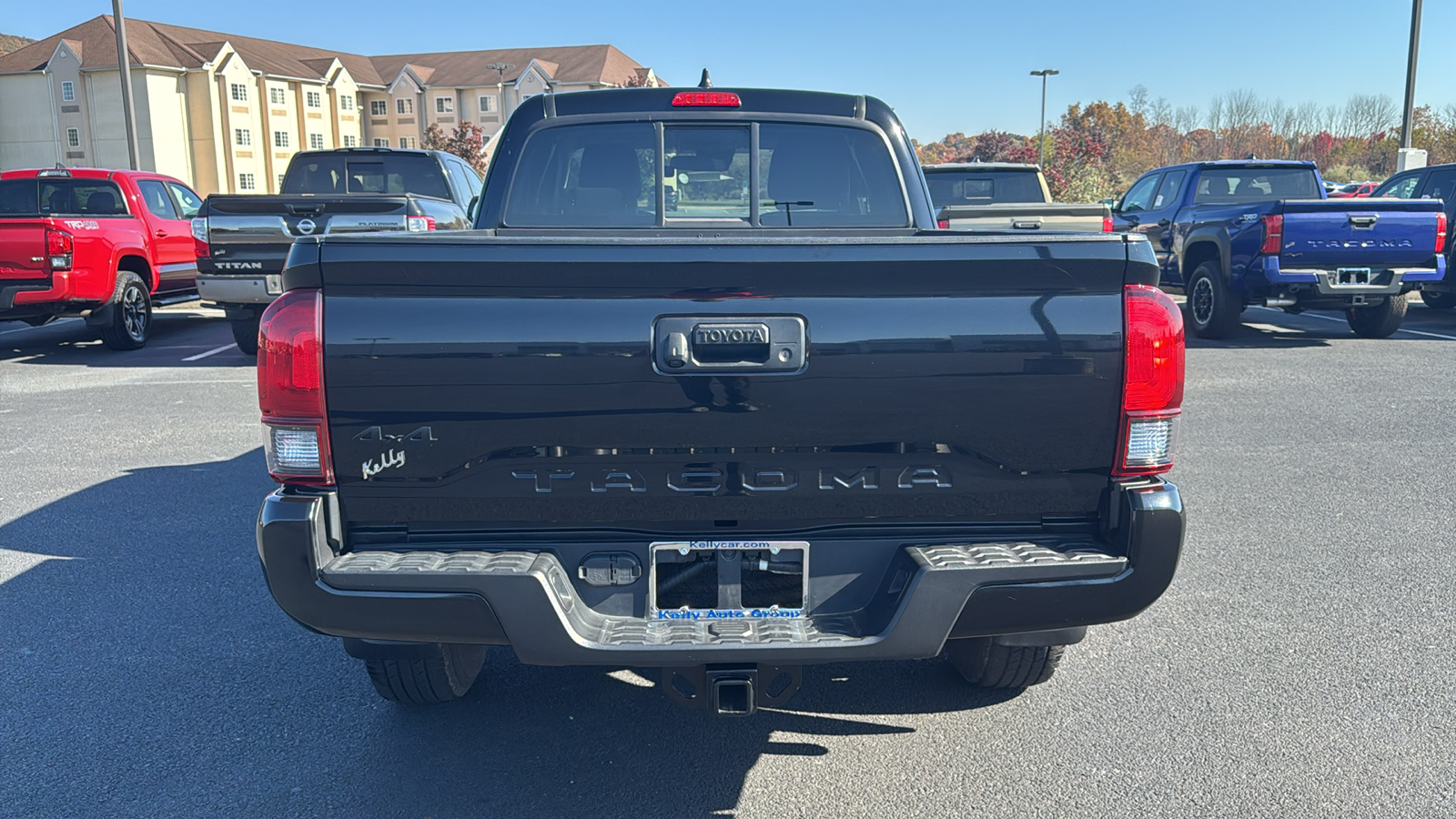 2021 Toyota Tacoma SR 8