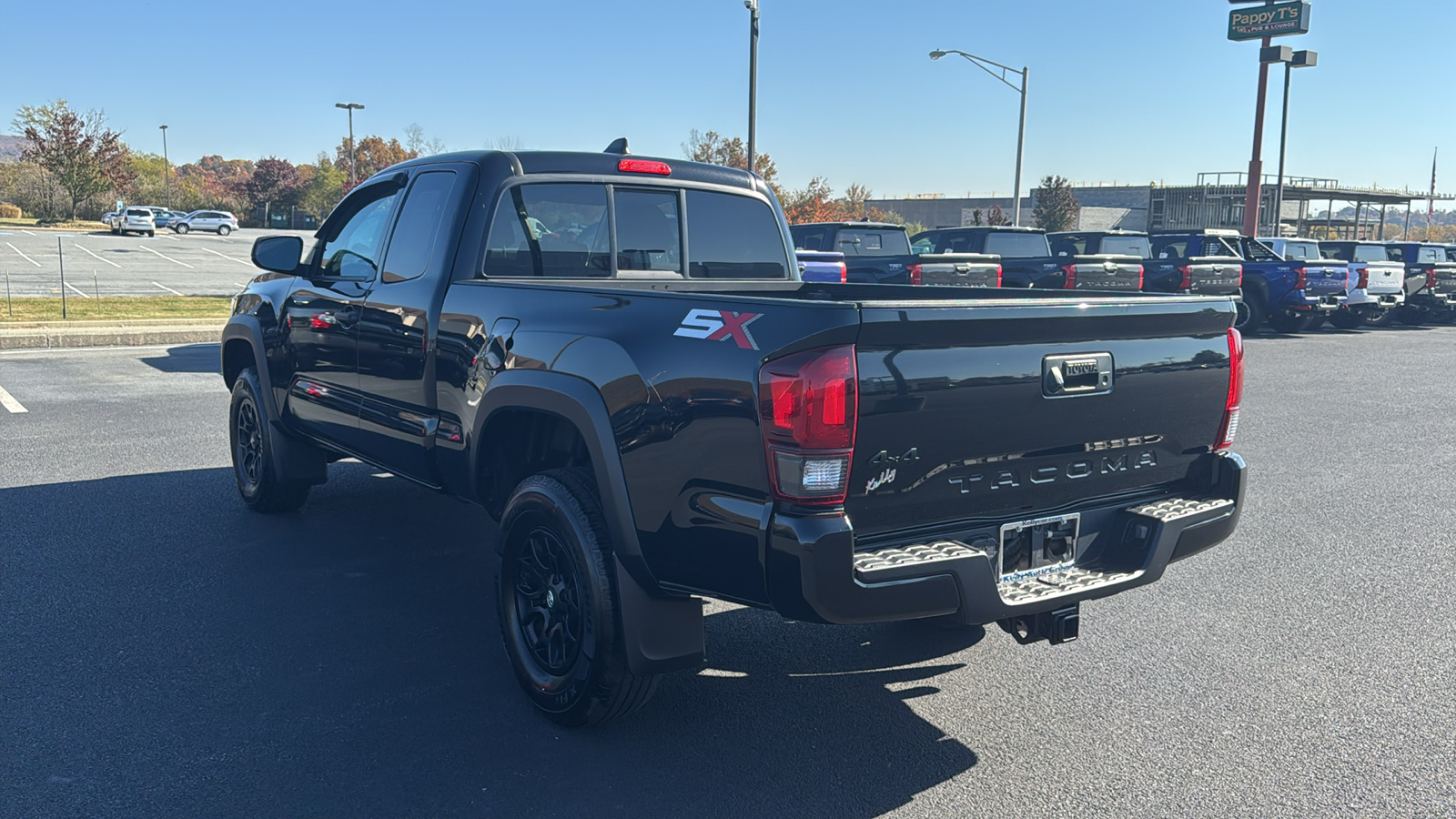 2021 Toyota Tacoma SR 11