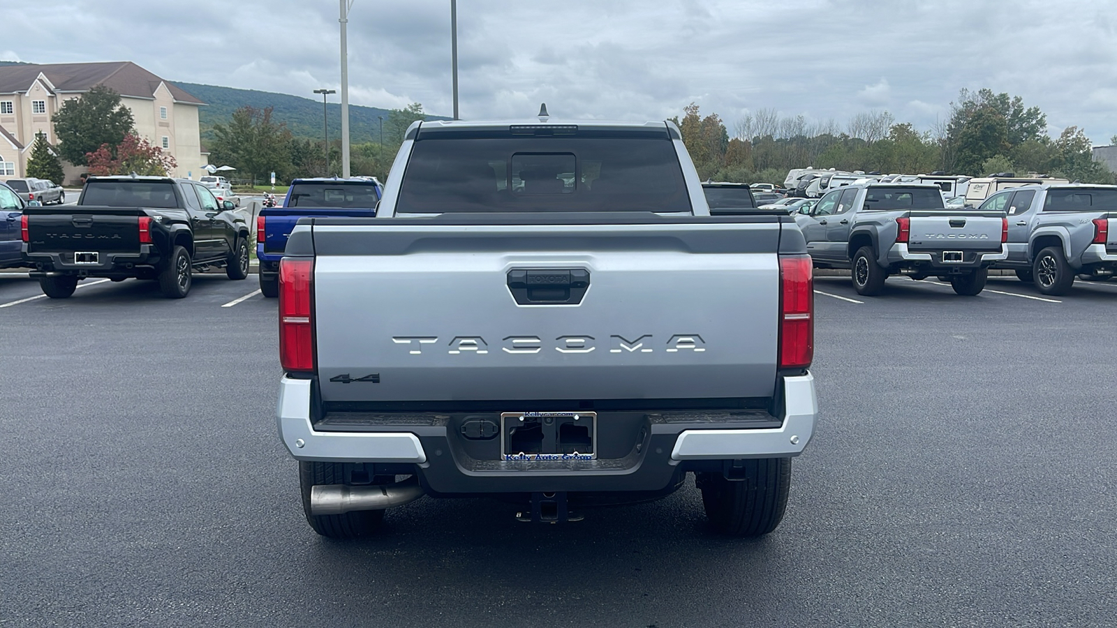 2024 Toyota Tacoma TRD Sport 5