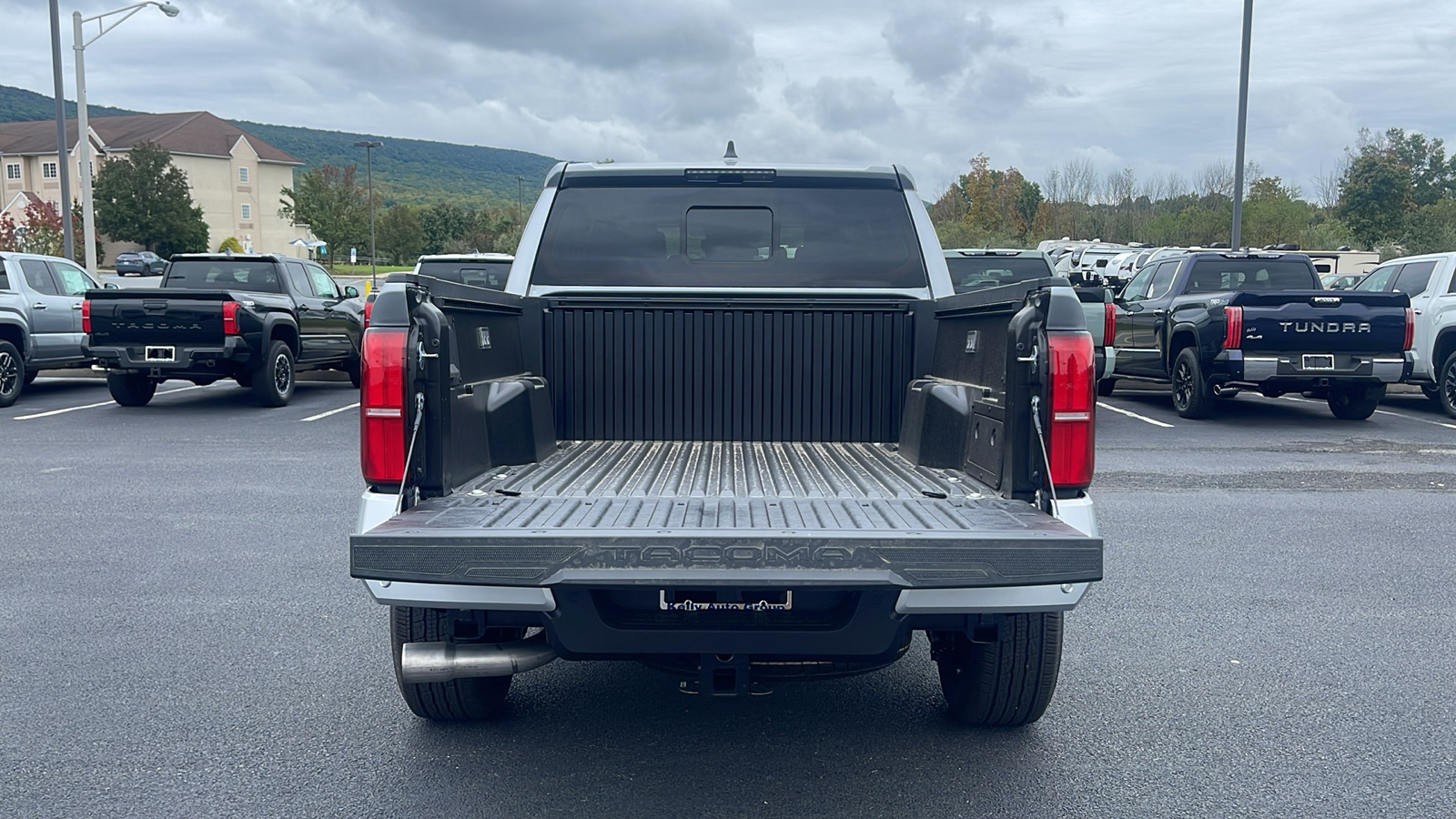 2024 Toyota Tacoma TRD Sport 6