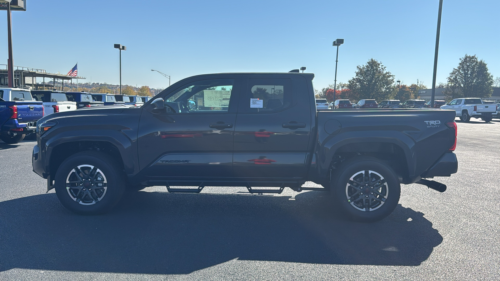 2024 Toyota Tacoma TRD Sport 8