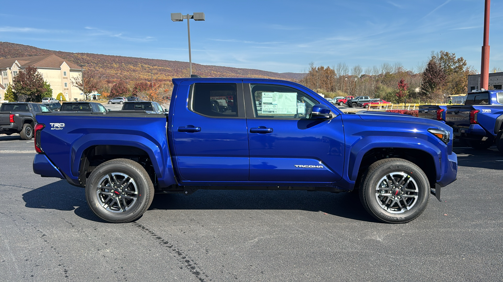 2024 Toyota Tacoma TRD Sport 3