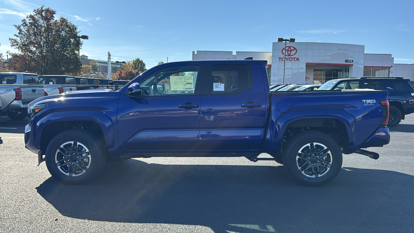 2024 Toyota Tacoma TRD Sport 8